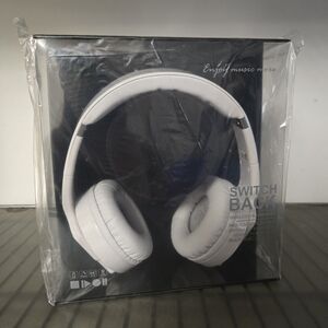 Switch Back Twist-out Speaker Wireless Headphones - White